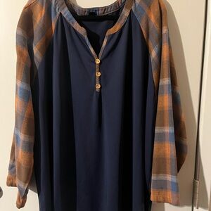 Plaid Sleeve Navy Top